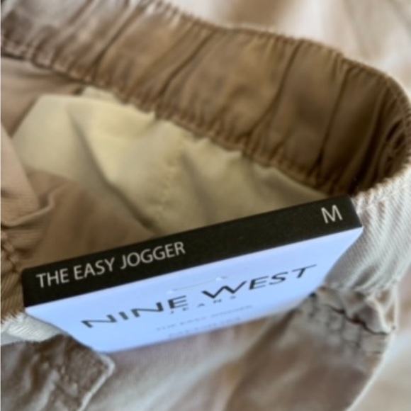 *NWT NineWest Women’s Light Khaki Joggers NWT SIZE M - Picture 4 of 15